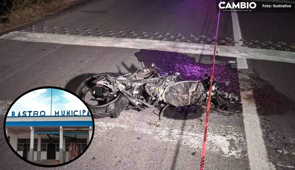 Motociclista derrapa su unidad en rastro municipal de Atlixco y salva su vida gracias al casco de seguridad