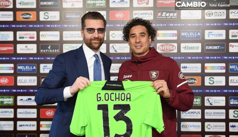 ¡Ya sueña con el sexto Mundial! Presentan a Memo Ochoa con el Salernitana (VIDEO)