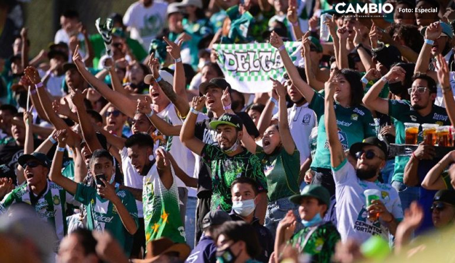 Afición de León grita &quot;asesinos&quot; a jugadores de Querétaro (VIDEO)