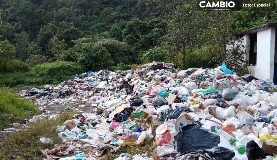 Presidente municipal de Xochitlán utiliza Unidad de Transparencia como basurero: denuncian pobladores
