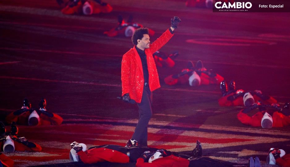 ¡Que elegancia la de Francia! The Weeknd uso un costoso saco en el medio tiempo