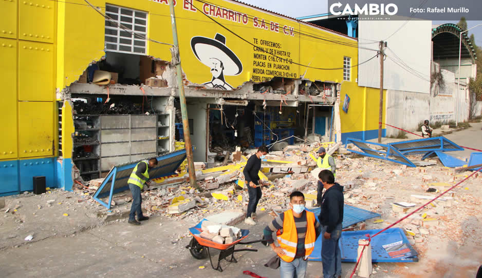 Explosión en Xochimehuacan destruyó 60 casas y dejó 123 más con diversos daños (FOTOS Y VIDEOS)