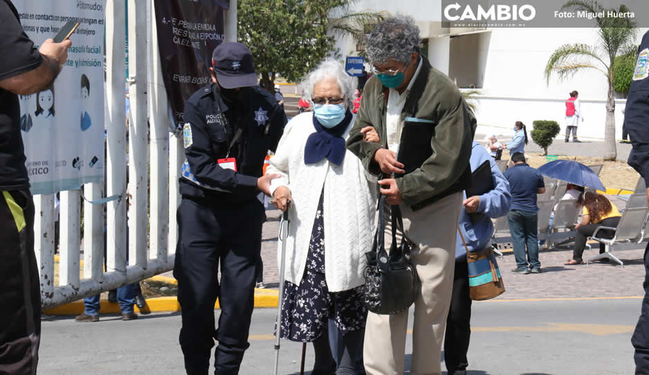 Arranca este jueves aplicación de tercera dosis para adultos mayores en Puebla (VIDEO)