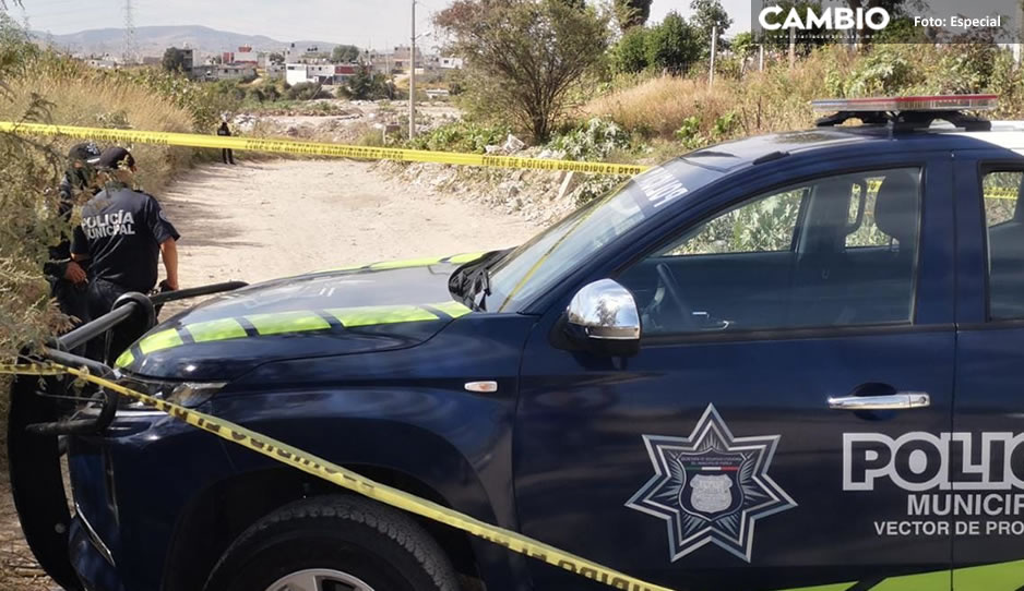 Con su casco de motociclista y signos de violencia, hallan cadáver en Santa Lucía