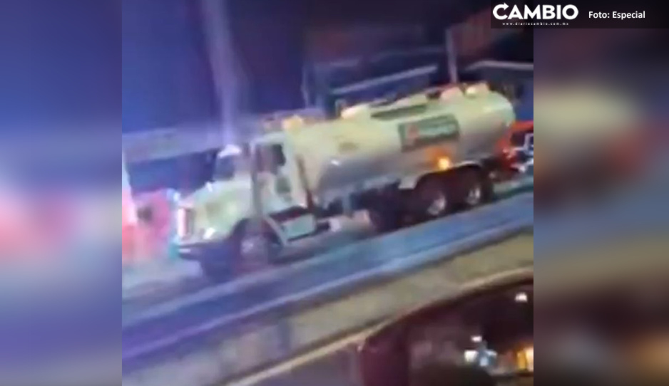 Aparatoso choque ente auto y pipa deja a conductores lesionados en Vía Corta a Santa Ana (VIDEO)