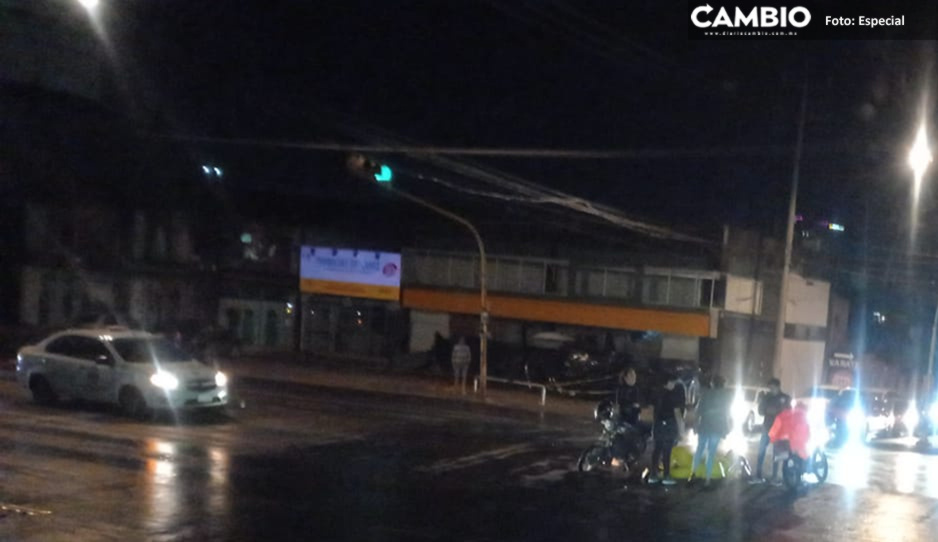 Automovilista atropella a repartidor de comida en Prados de Agua Azul