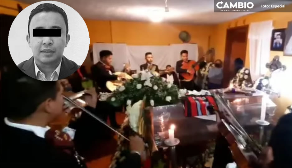 Con mariachi, dan último adiós a Daniel, luego de que lo lincharon en Huauchinango (VIDEO)