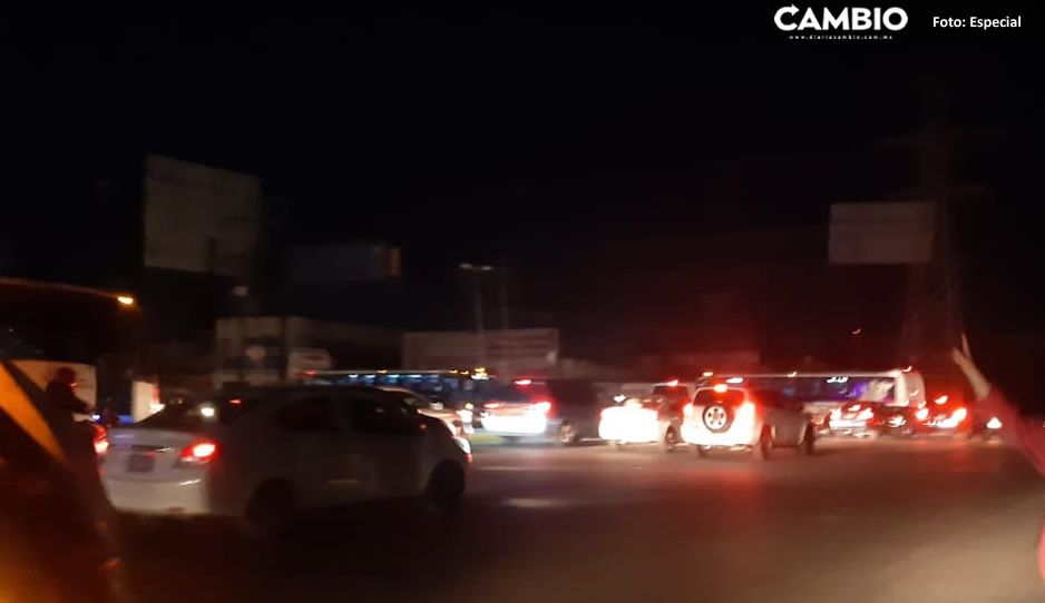 ¡Precaución! Semáforos afectados por apagón generan caos en la 11 sur (VIDEO)