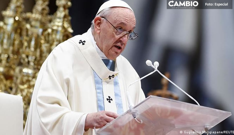 Tener ‘perrihijos’ es egoísta, dice Papa Francisco a los matrimonios jóvenes