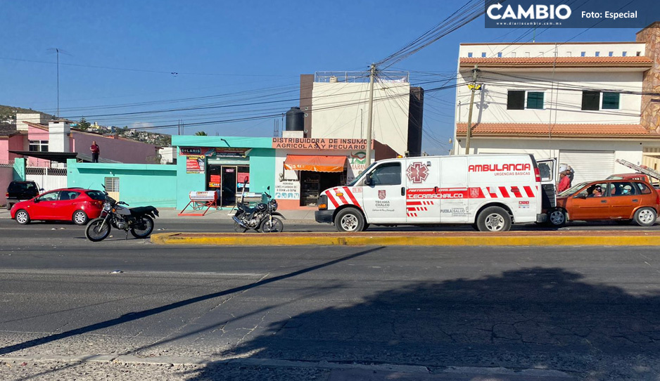 ¡Se dio a la fuga! Cafre atropella a motociclista y huye
