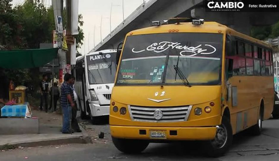 Atracan a pasajeros que iban en camión de los Amarillos en Xoxtla