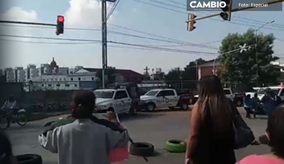 Vecinos de San Antonio Abad se manifiestan para exigir el regreso de la ruta 61A (VIDEO)