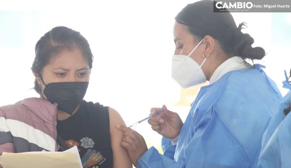¡Sigue la espera! Vacuna para chaviza en Puebla capital será hasta el viernes (VIDEO)