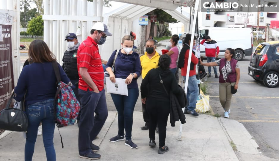 Familiares de 28 víctimas de la explosión viven calvario: esperan información afuera de hospitales (VIDEO)