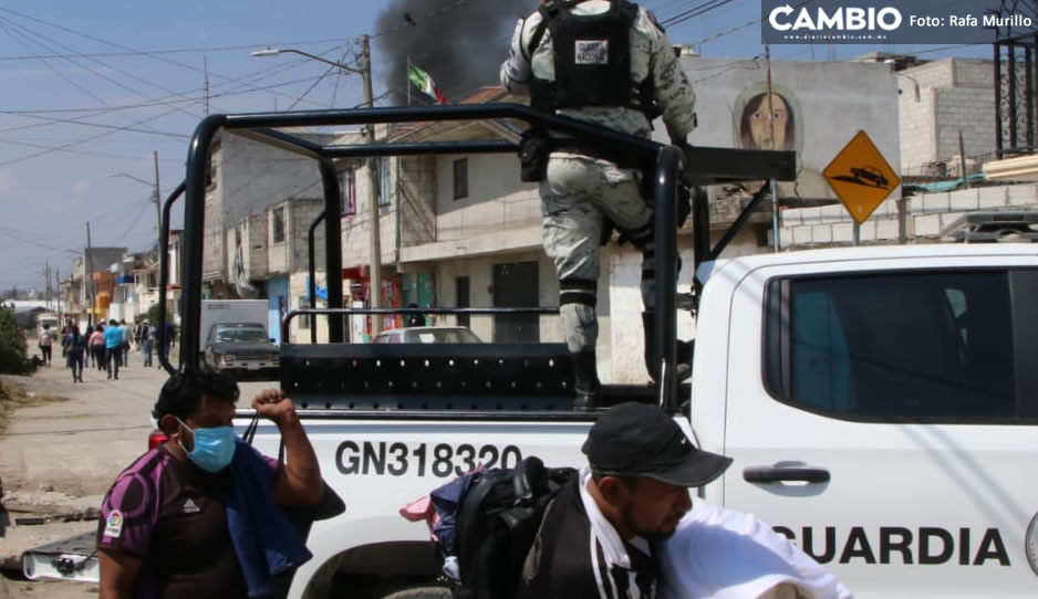 Vecinos rebeldes de Xochimehuacán amagan con entrar a sus casas; temen saqueo