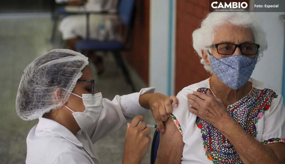 ¡Preparen su brazo abuelitos! Recibirán vacuna de refuerzo en 87 municipios de Puebla