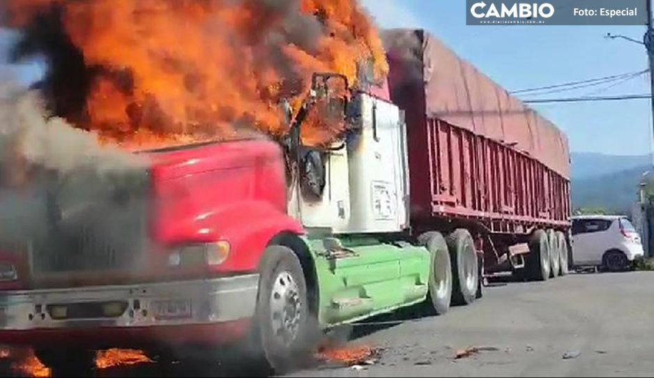 Incendian autos en Michoacán para evitar operativo contra el cártel (FOTOS y VIDEO)