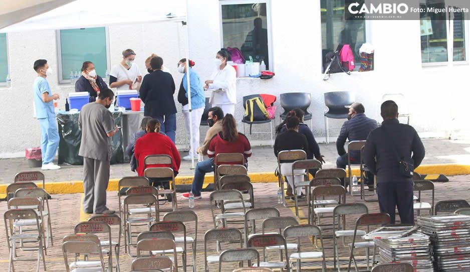 ¡Nos hubiéramos esperado! Poblanos rezagados &#039;desairan&#039; jornada de vacunación en el Hospital del Norte  (VIDEO)