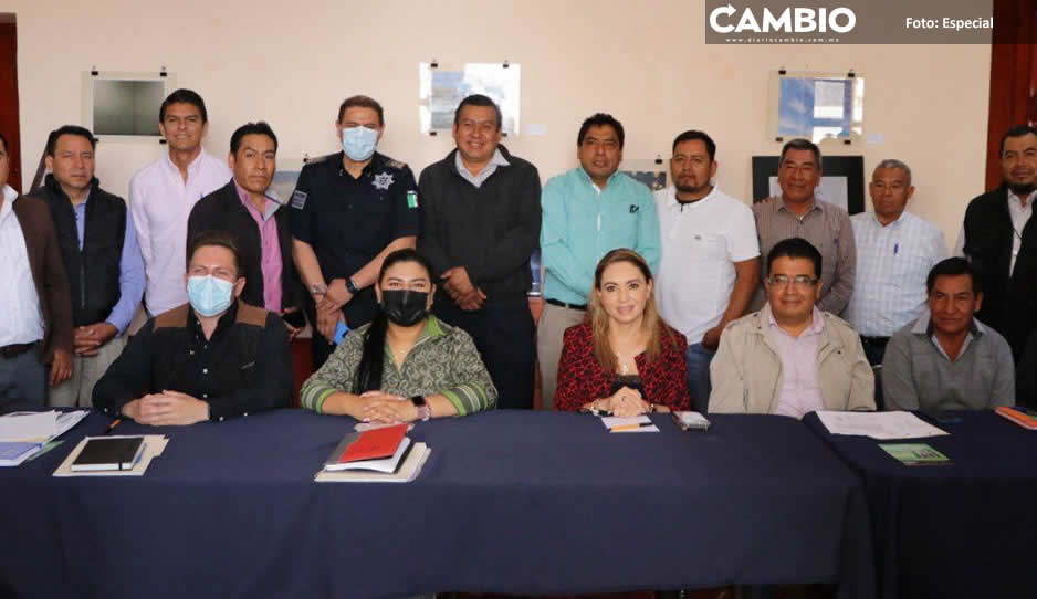 Sostiene Paola Angón reunión de seguridad con los presidentes de las 13 juntas auxiliares