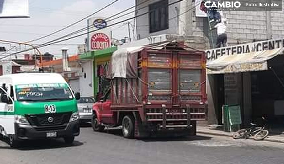 Atropellan a joven motociclista en Huixcolotla; ambulancia nunca llegó