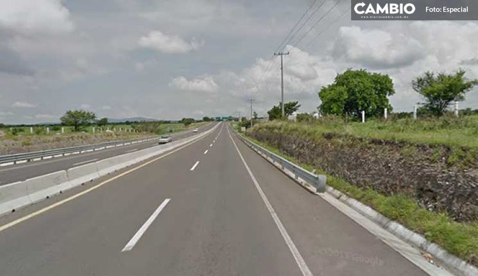 Lacras intentan robar a conductor en carretera federal Atlixco-Izúcar de Matamoros