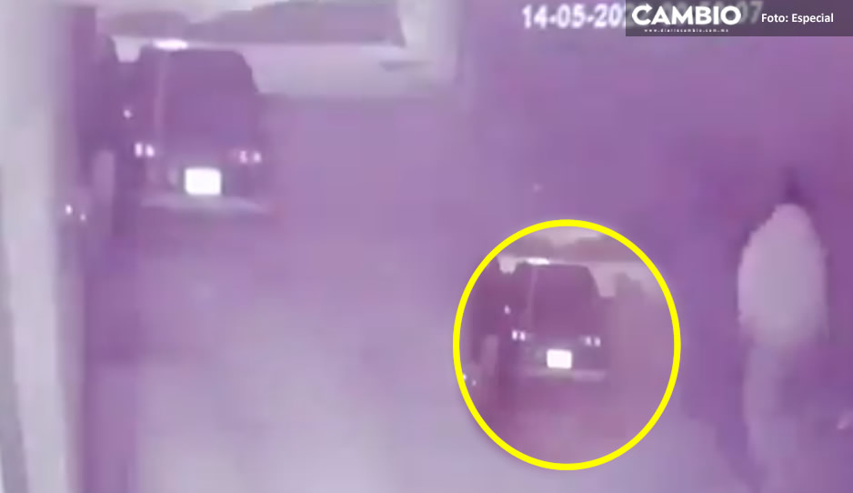 Captan en VIDEO el momento exacto en que malhechor intenta robarse un auto en San Jerónimo Caleras