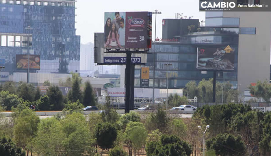 La mayoría de espectaculares de la capital no han refrendado su licencia, reconoce Desarrollo Urbano (VIDEO)