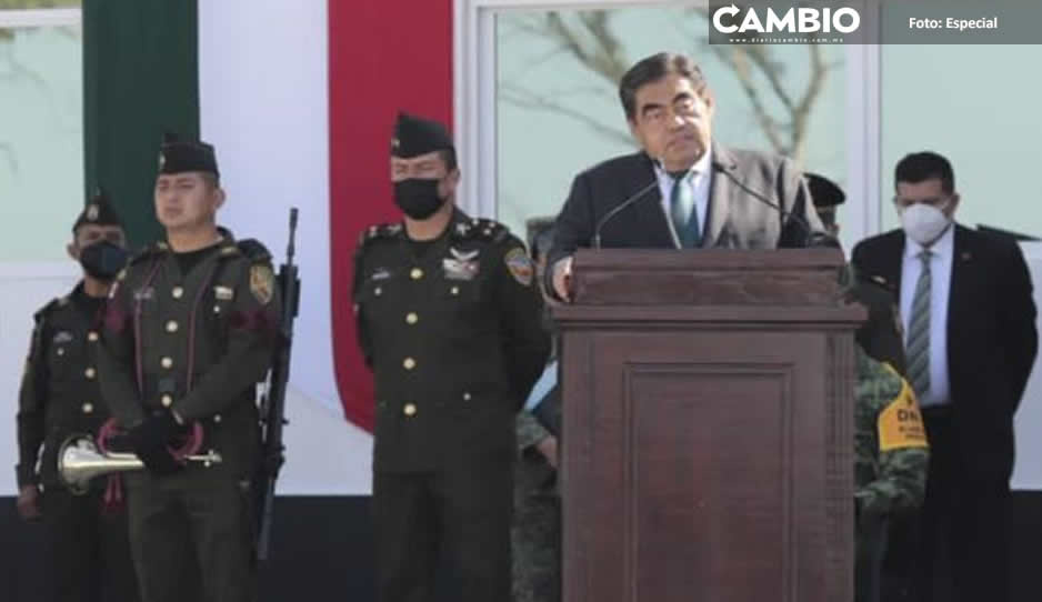 Encabeza Barbosa aniversario del Día del Ejército en la 25 Zona Militar