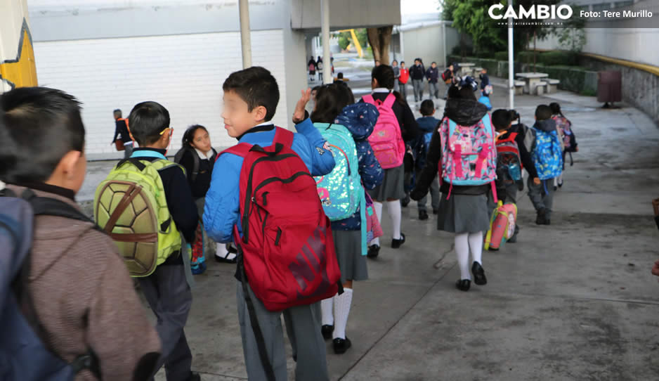Gobierno de Puebla entregará uniformes y zapatos a alumnos de primarias