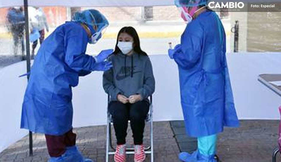 Centennials recibirían vacuna Sputnik y Sinovac; esto es lo sabemos sobre su efectividad