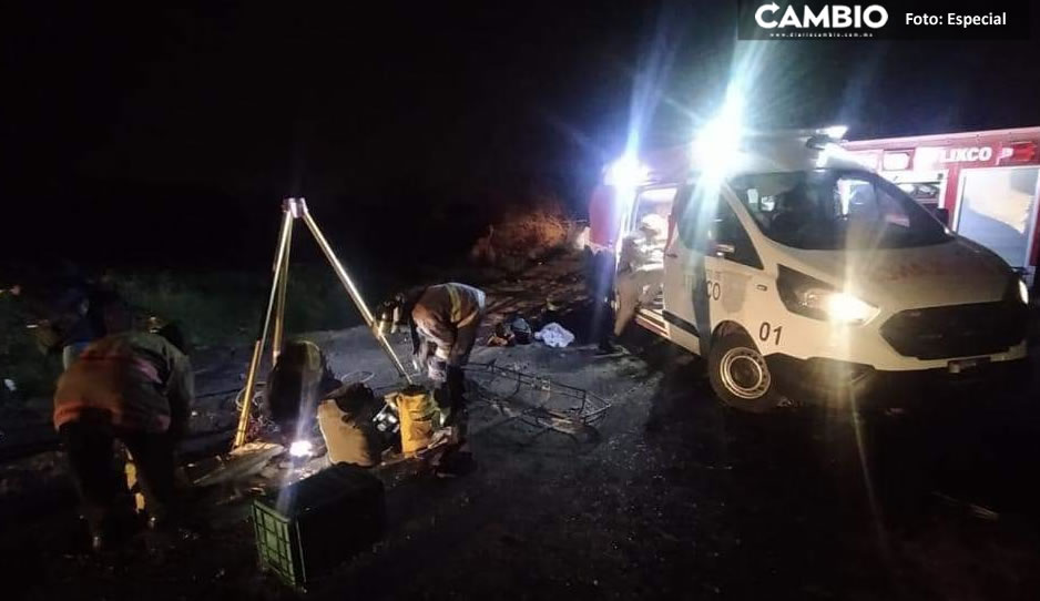 Encuentran cadáver maniatado flotando sobre un canal de aguas negras en Atlixco