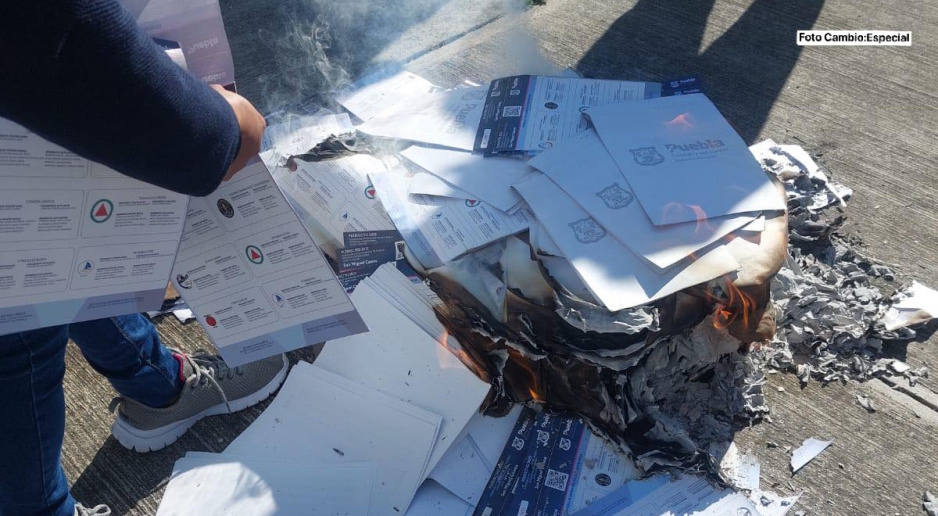 ¡Arde San Miguel Canoa! Incendian boletas y cancelan plebiscito (FOTOS y VIDEO)