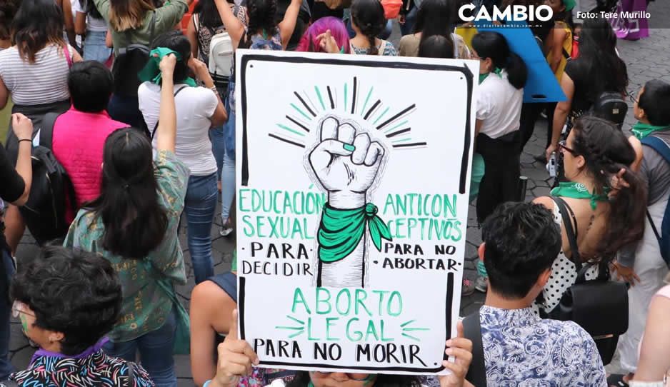 Congreso no aprobó el aborto legal y poblanas siguen acudiendo a la CDMX
