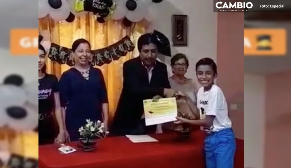 ¡Que ingenioso! Familia organiza ceremonia de graduación y VIDEO se hace viral