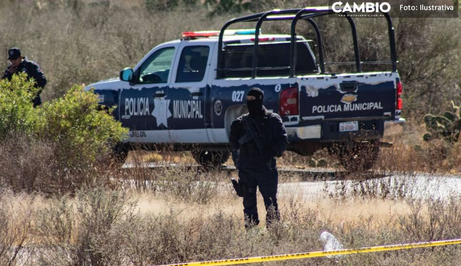 Localizan a tres personas acribilladas al interior de una camioneta en Acatl&aacute;n (IMAGEN SENSIBLE)