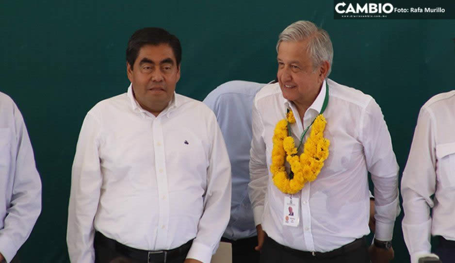 Barbosa felicita a AMLO por sus tres años al frente de la República Mexicana