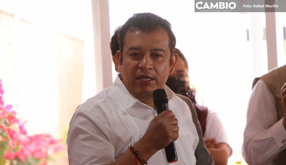 Otro fracaso de Belmont: han recabado 20 mil de las 140 mil firmas meta para la consulta ciudadana