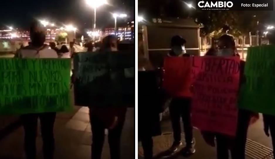 Familiares de polic&iacute;as detenidos en Acatl&aacute;n, piden ayuda a AMLO para demostrar que son inocentes