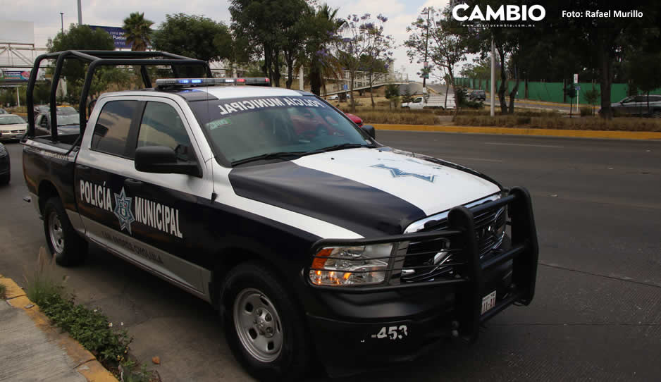 Una patrulla vigila hasta 10 colonias en Puebla capital, revelan policías tras asalto a Coppel