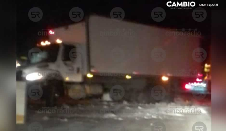 Accidente provoca cierre parcial en la México-Puebla