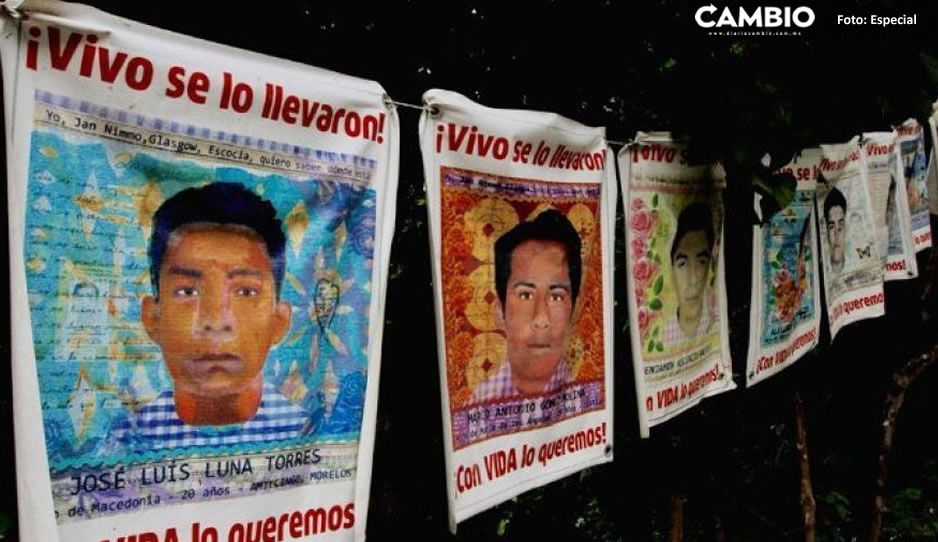“Tengo a 17 en la cueva”: Revelan FUERTES mensajes sobre desaparición de los 43 de Ayotzinapa