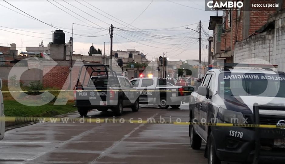 Balean y ejecutan a un hombre a bordo de su vehículo en Texmelucan