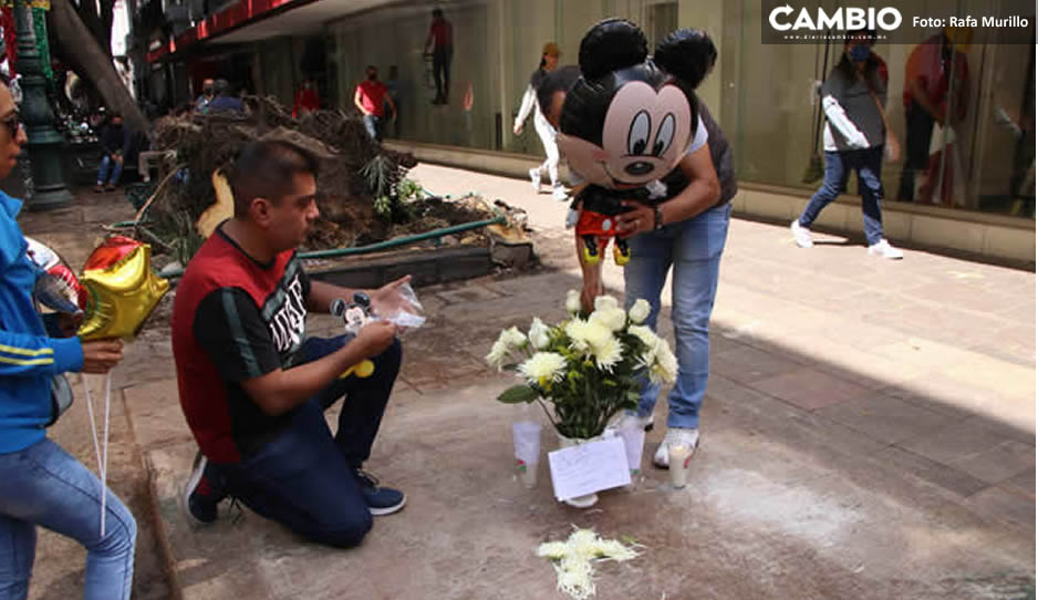 Arzobispo de Puebla da misa por el descanso de Santi quien murió luego de que le cayera un árbol