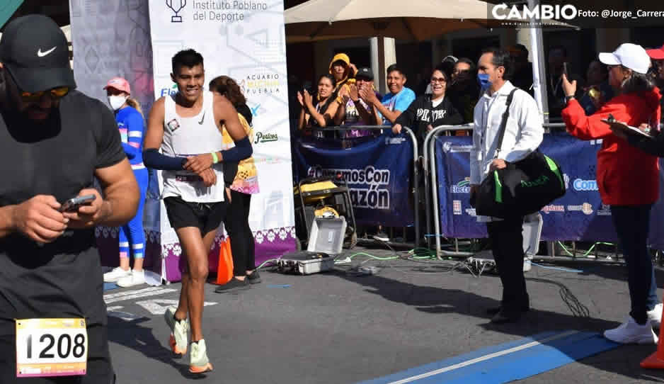 José Luis Zacarías Aparicio, el mejor poblano en terminar el Maratón de Puebla 2022