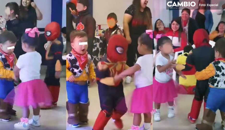 VIDEO: Mini-Spiderman le ‘roba’ a Mini-Woody su compañera de baile durante Halloween