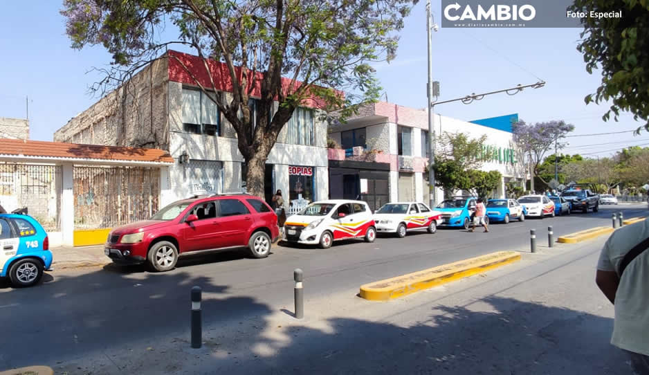 Transportistas de Tehuacán acusan de corrupto a director de Tránsito de Tepole