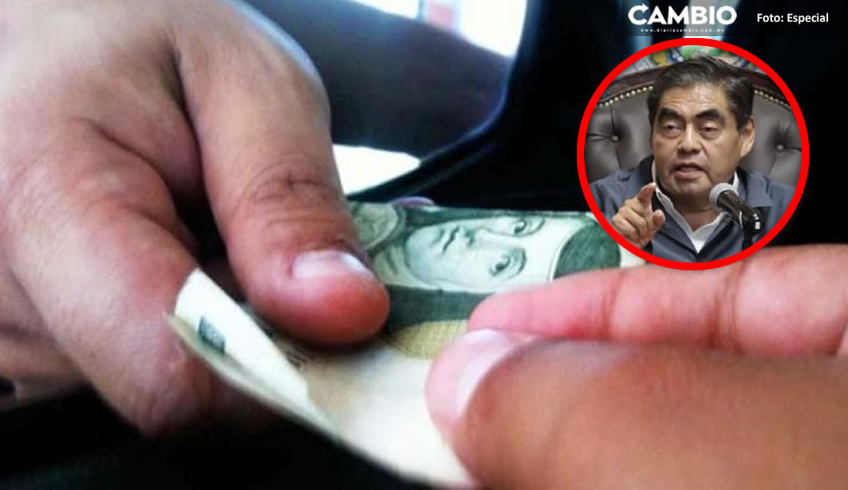 Barbosa exige a choferes de transporte público y a poblanos no dar “mordida”