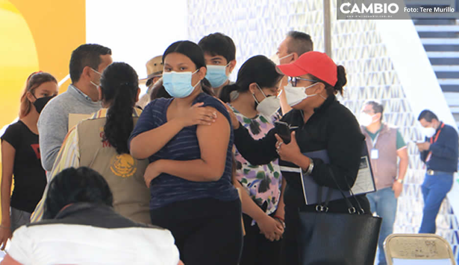 Puebla alcanza el 91 % de cobertura en vacunación de adolescentes