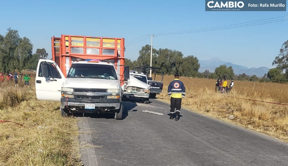 ¡Salió volando! Trabajador muere en choque en la carretera Acatzingo-Quecholac