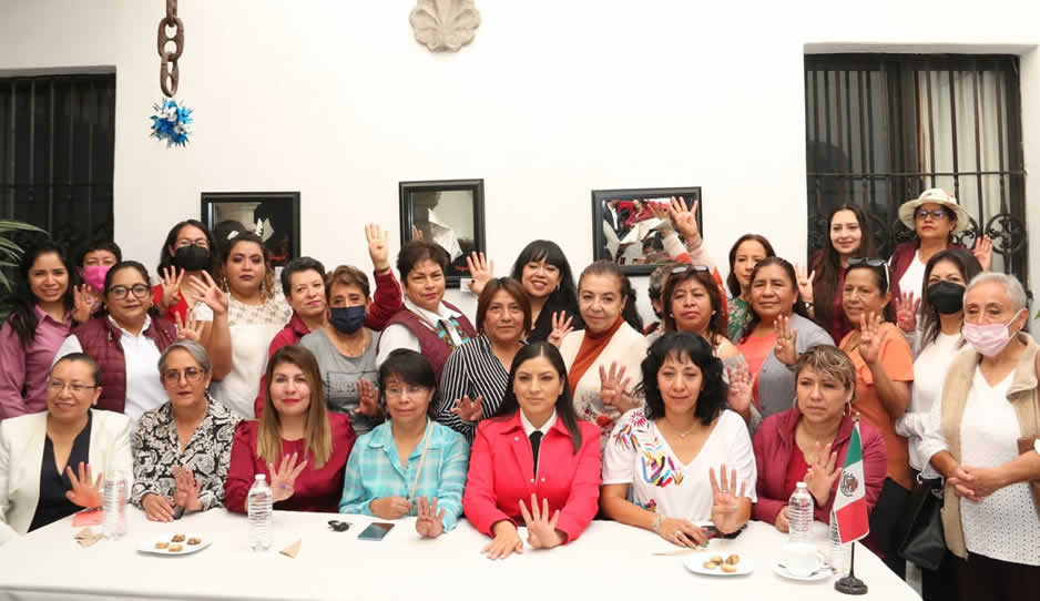 La 4T será feminista; mujeres pelearán por un lugar en el proceso para consejeros de Morena